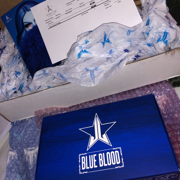 Authentic never used Blue 💙 Blood Palette - Picture 2 of 6